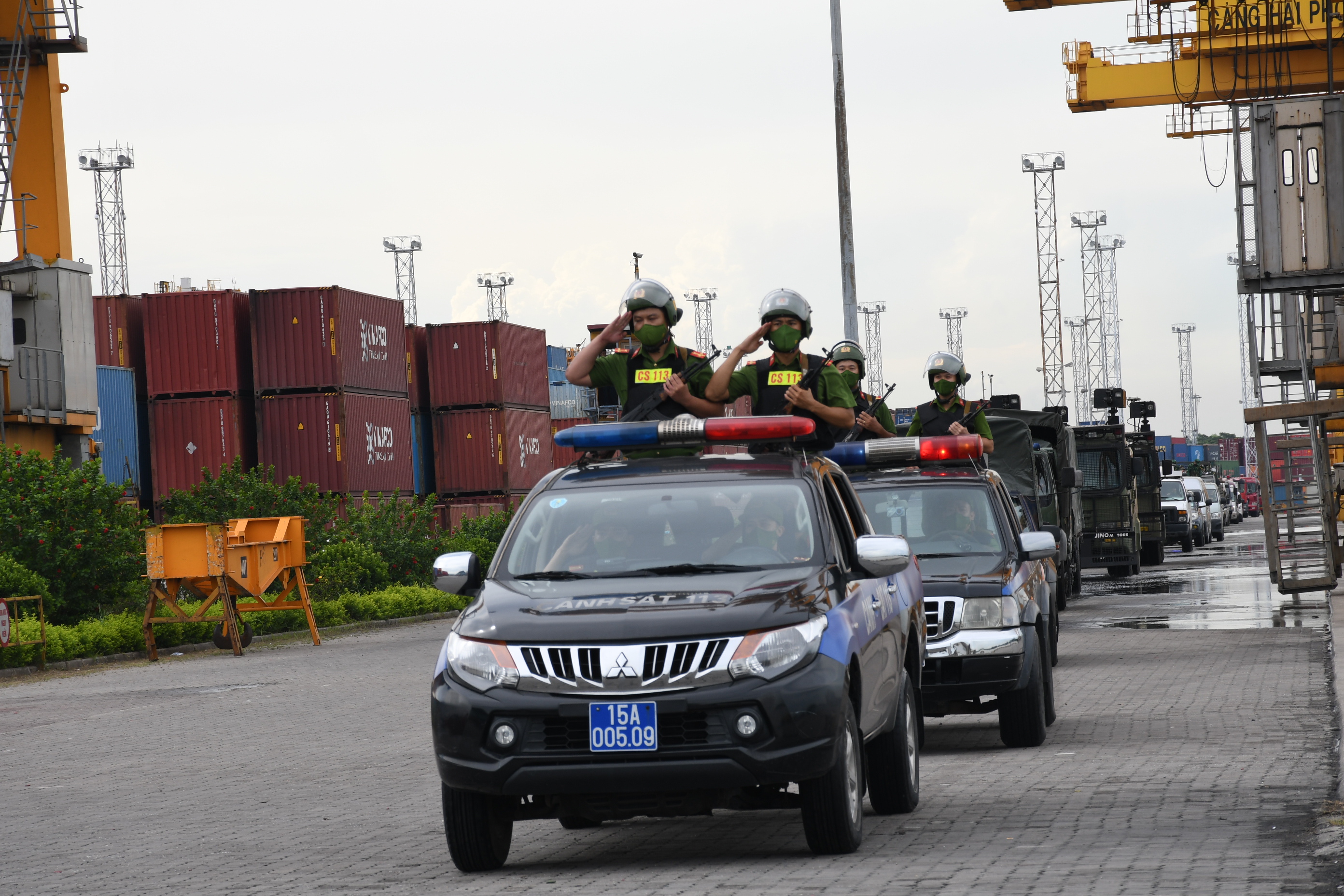 Thủ tướng Chính phủ đôn đốc bộ, ngành, địa phương thực hiện nhiệm vụ phục vụ Nhân dân đón Tết
